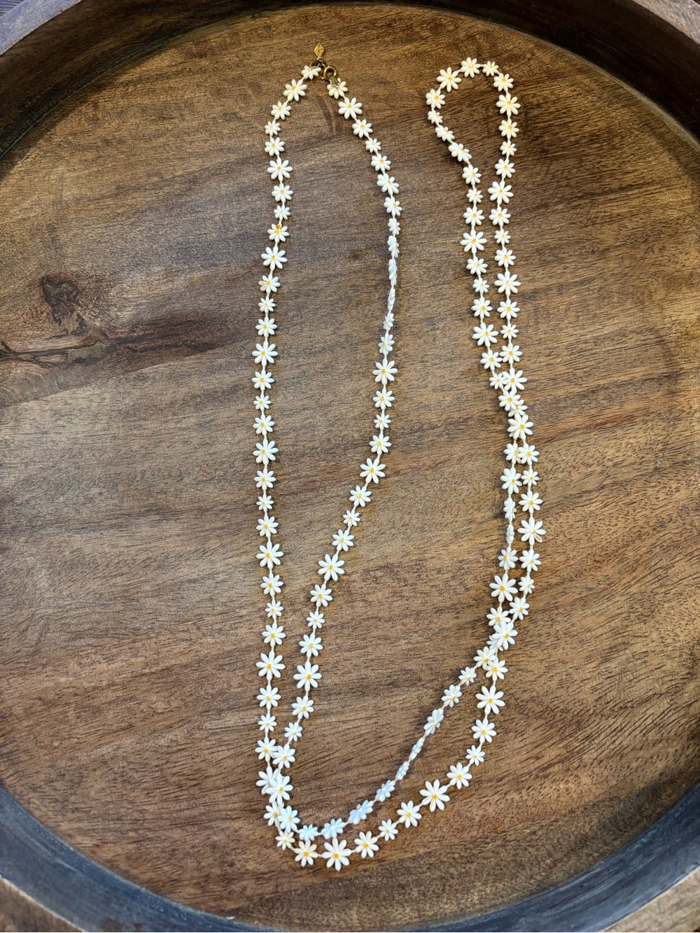 Vintage Sarah Coventry White Daisy Flower Necklace and clip on earrings - Picture 5 of 12